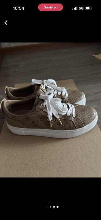 Guess кросы оригинал