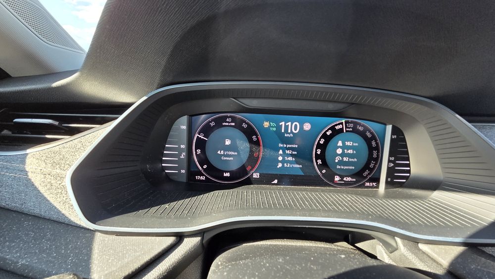 Unic proprietar, vand Skoda Octavia 4 facelift, garantie inca 2 ani