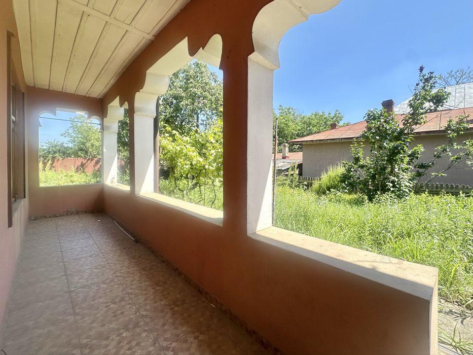 Casa 5 camere + curte 1500 mp - Tunari, Pipera