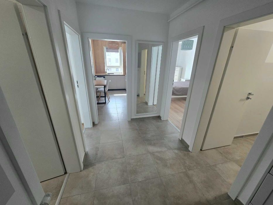 Inchiriez apartament - 2 camere + parcare + boxa - Cartier Maurer