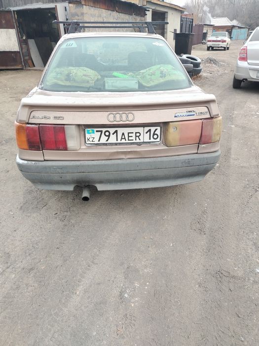 Продаётся Ауди 80