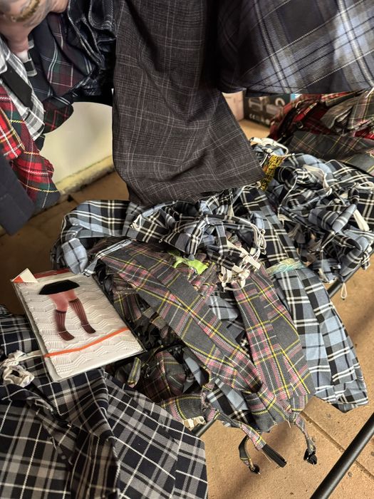 Школьная форма новая по 2000!