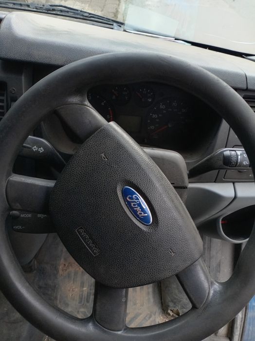 Форд транзит на части 2.4 6 степенна кутия