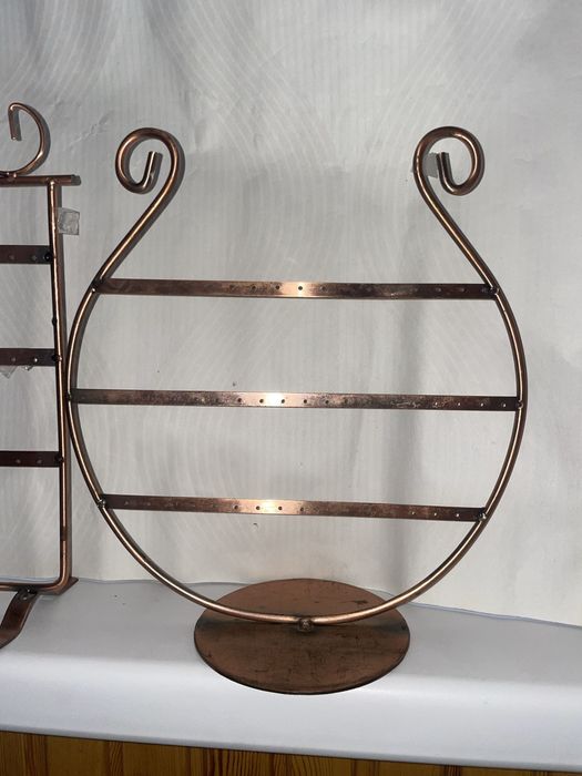 Подставка для украшений