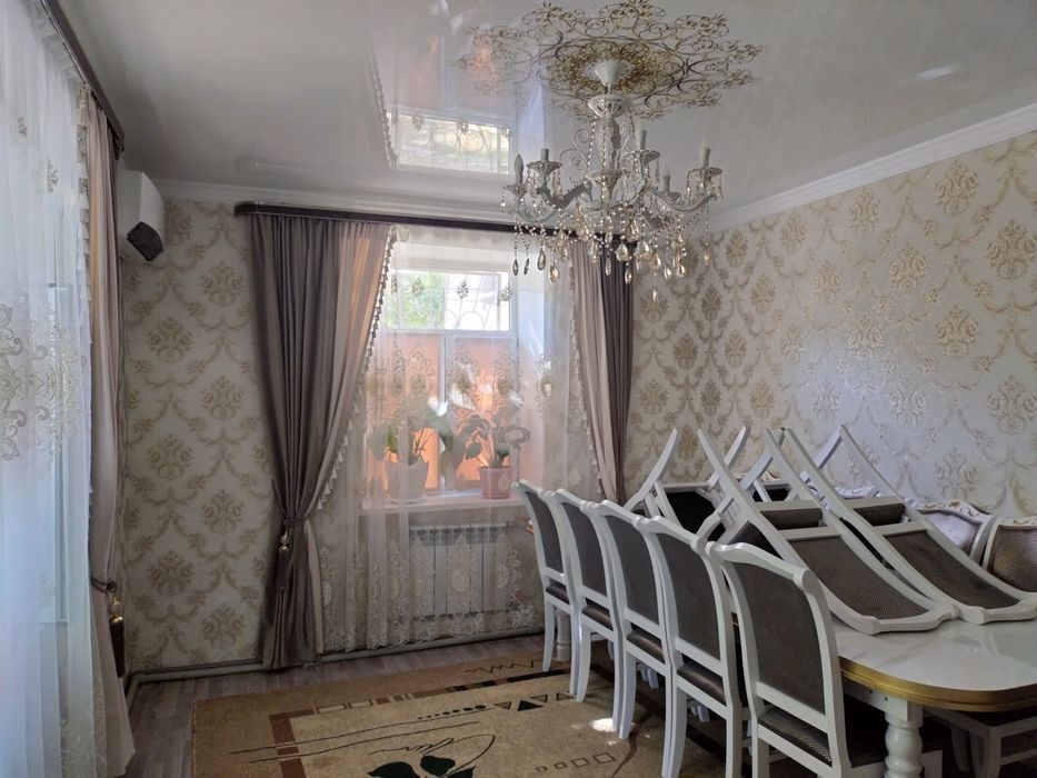 Орталықта 4-бөлмел іпәтер сатамын.. Продам 4-х комнатн