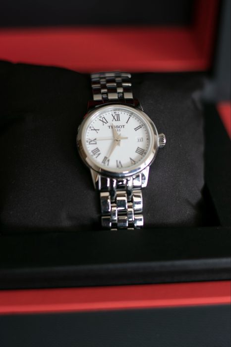 Дамски часовник Tissot Classic Dream Lady