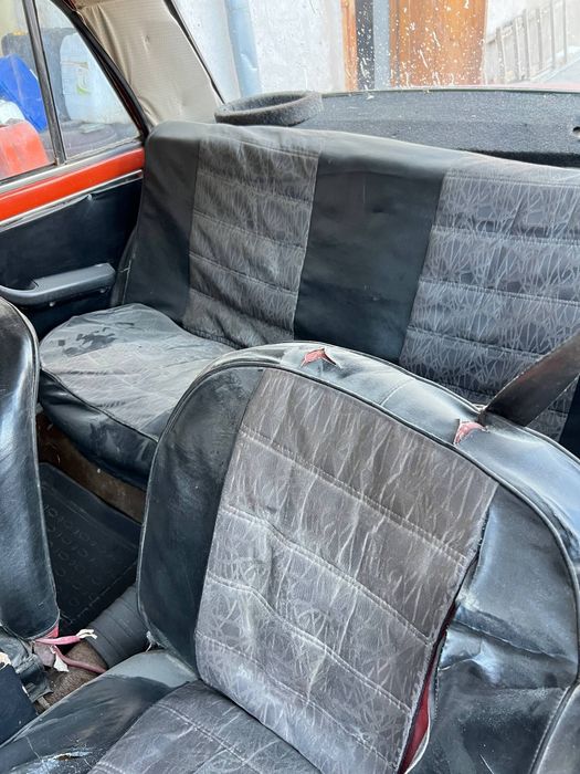 Жигули 21011 сотилади холати урта