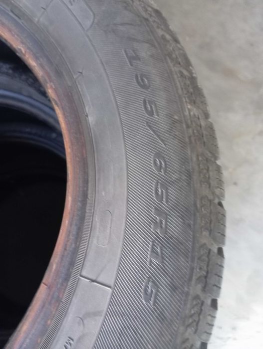 Гуми употребявани