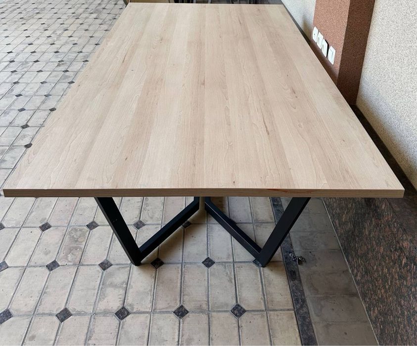 Стол для переговоров на 10 человек по лучшей цене