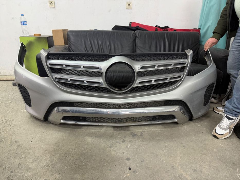 Предна и задна броня GLS450 x166 2018г