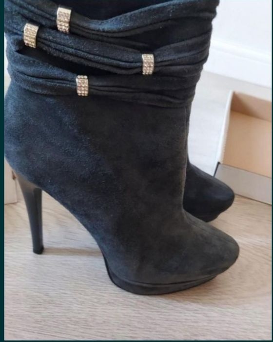 Новые леопардовые  сапоги зима демисезон