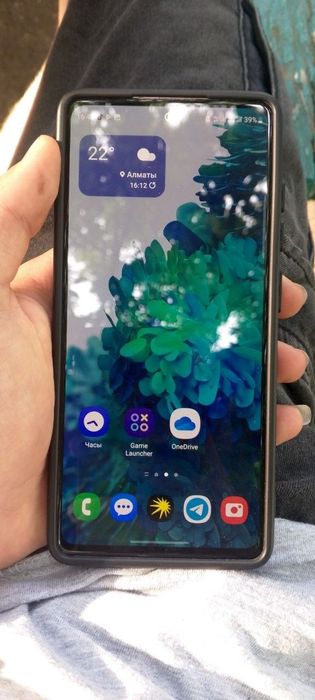 Продам/обмен samsung s20 FE Snapdragon