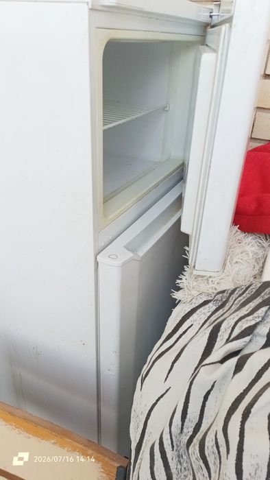 Холодильник BEKO продам
