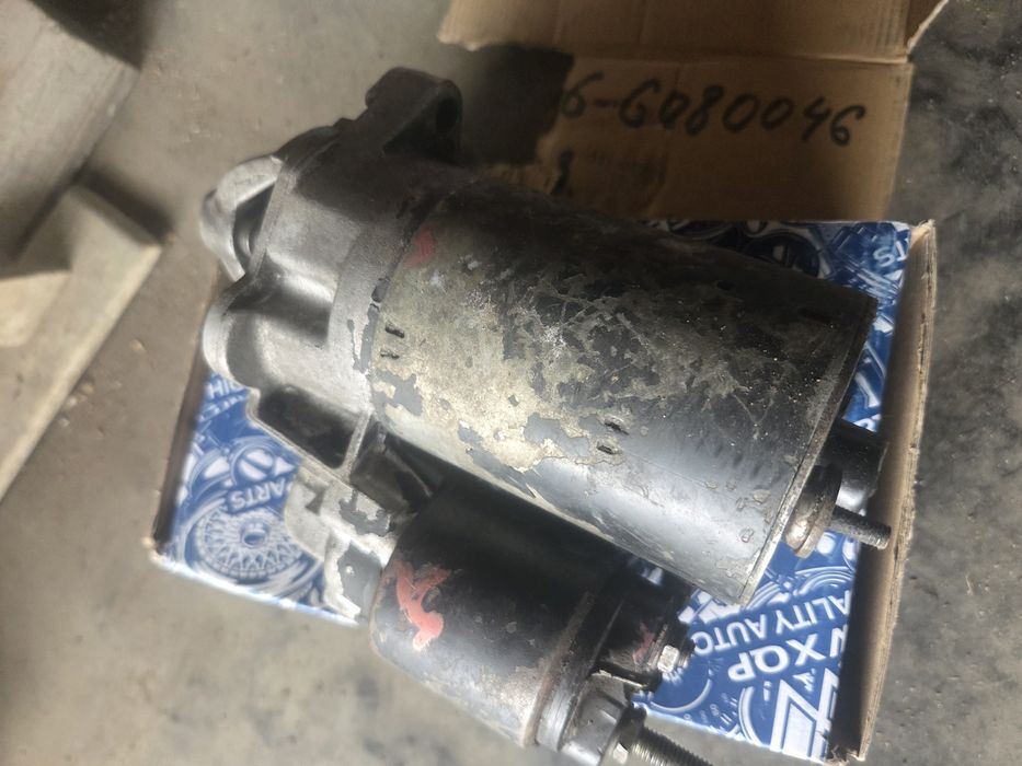 Продам стартер Ауди б4.