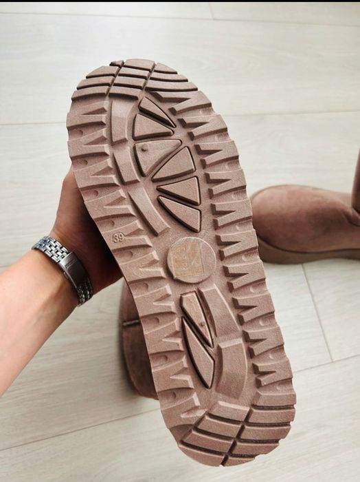 Ghete blanita iarna tip UGG mar 39