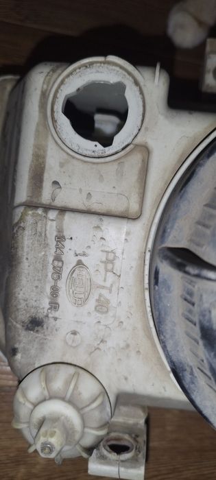 Продам фары гольф 3