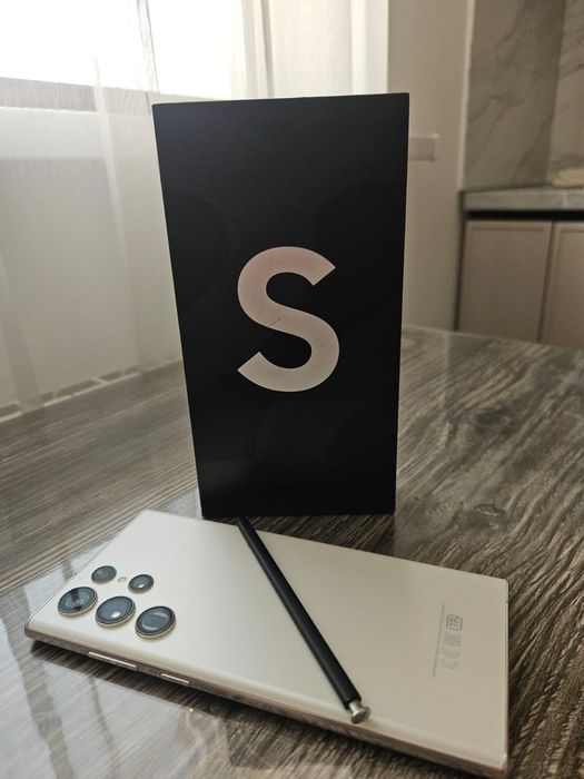 Продам Samsung S22 Ultra