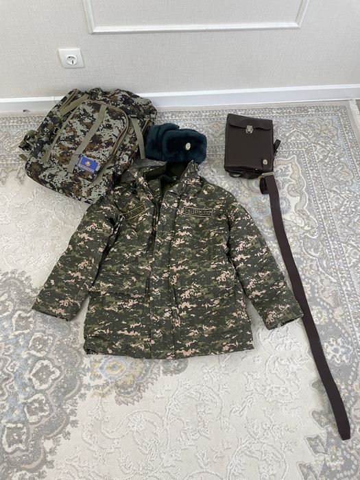 Продается Военная одежда с планшетом