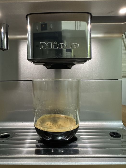Expresor Miele CM6350
