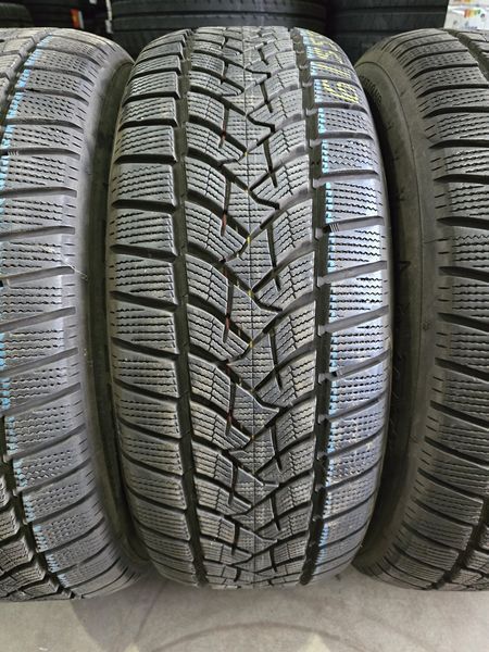 235/55/19 DUNLOP 4бр