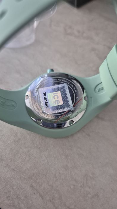 Часовник ice watch 017914 lagoon