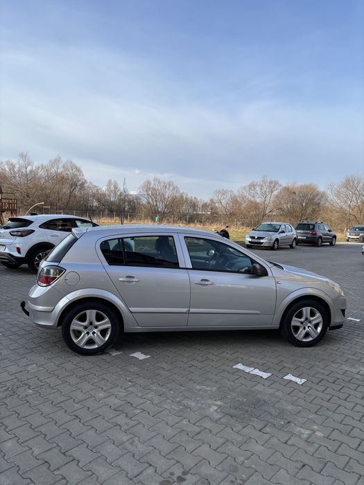 Opel Astra H facelift 1.4