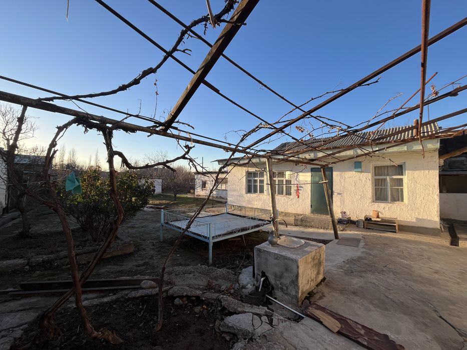 Продаётся участок в Чирчике