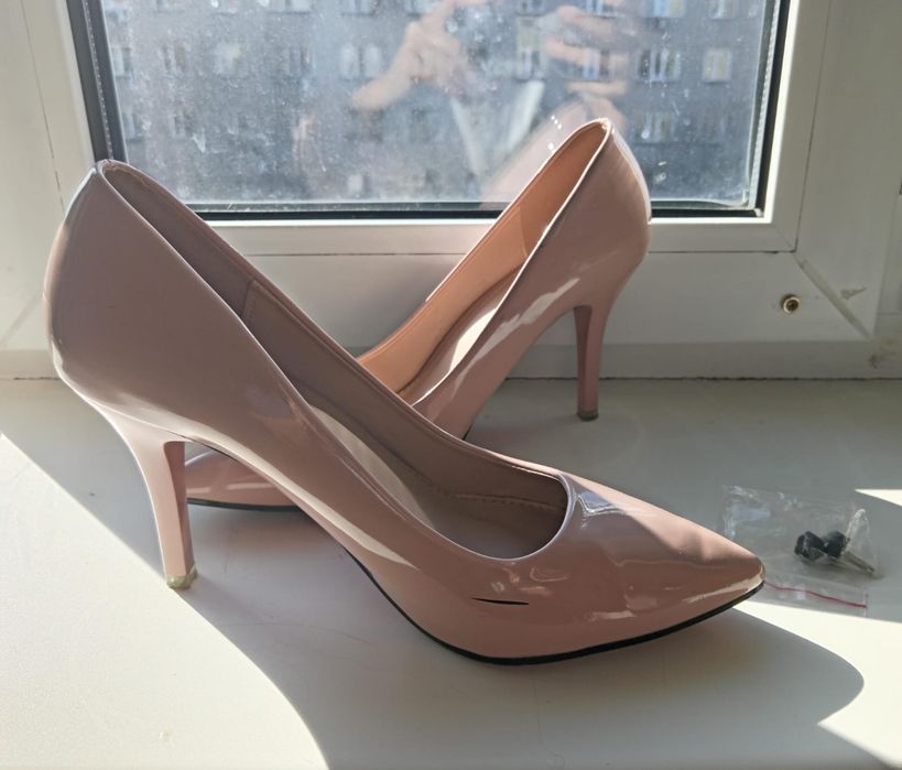 Продаётся вечернее платье