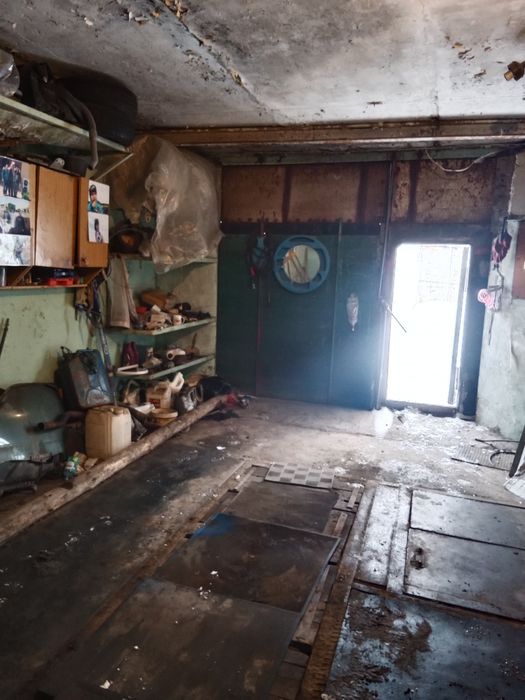 Продам гараж. 24кв м.