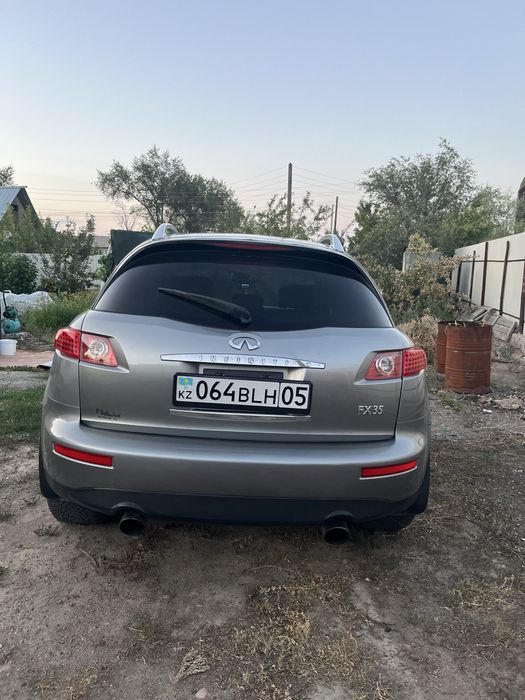 Infiniti fx35