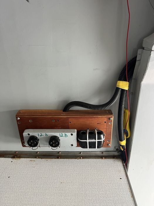 Зил 131 Кунг.