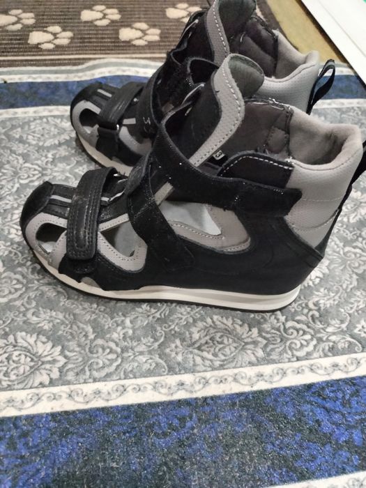 Ортопедический обувь