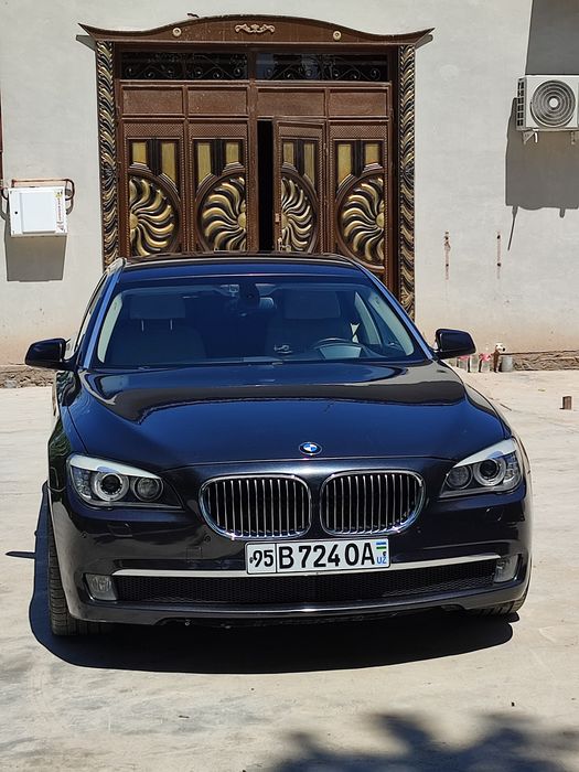 BMW 750LI Sotiladi