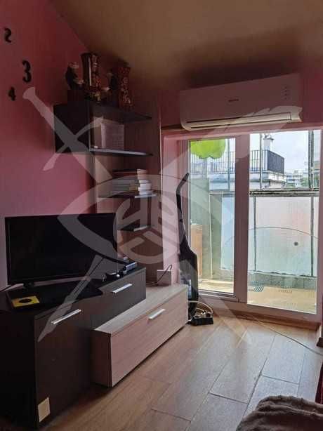 Дава се под наем Едностаен апартамент в Варна, Център - 20 кв.м за 250 € - Снимка #2