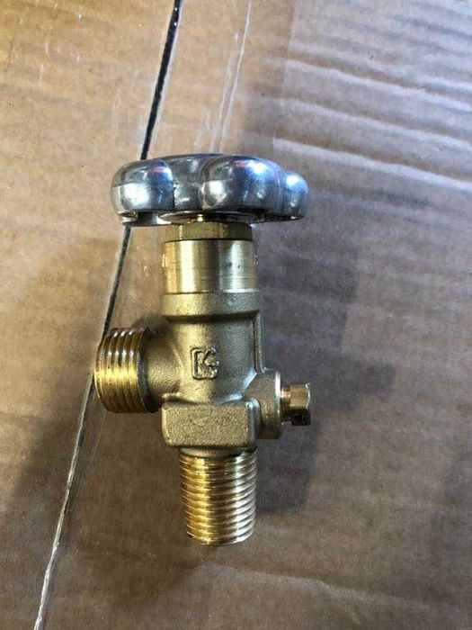 Кран за СО2 бутилка ( малка резба)