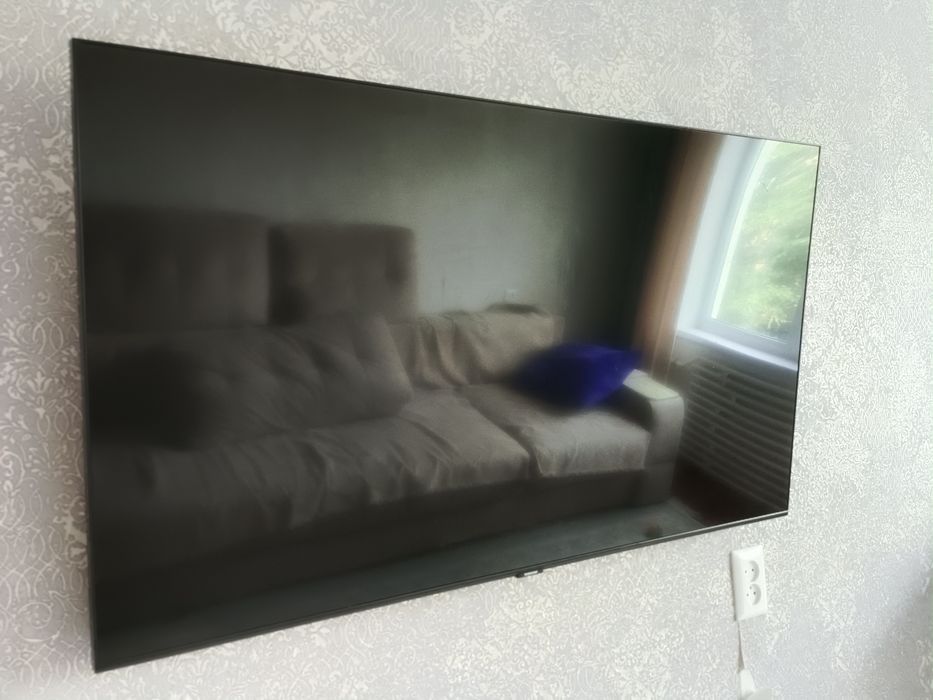 Телевизор Samsung Q60