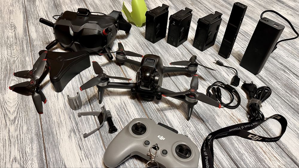 Дрон DJI FPV Квадрокоптер