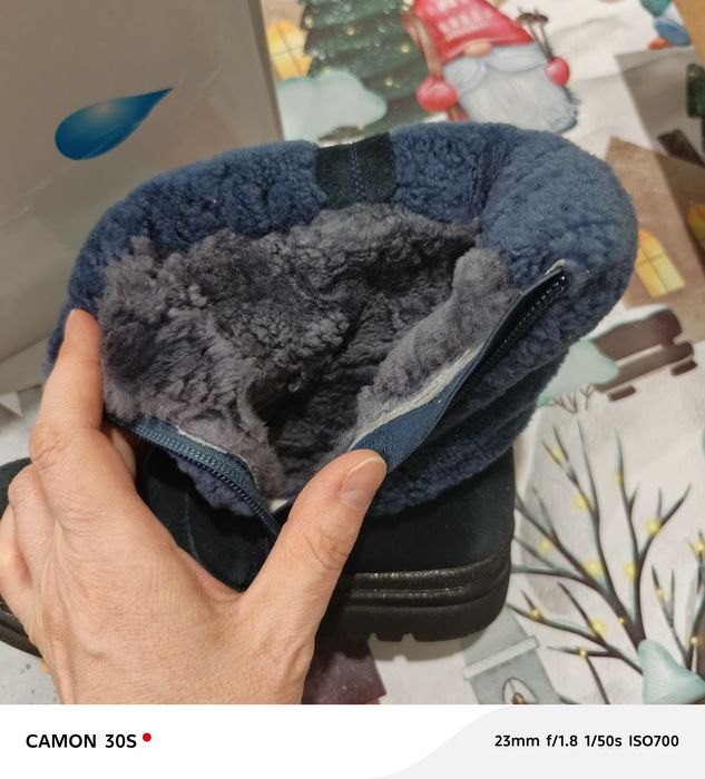 Обувь, за все 7000 тг