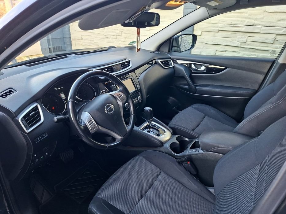Nissan Qashqai 1.6 DCI Start/Stop X-TRONIC N-Connecta