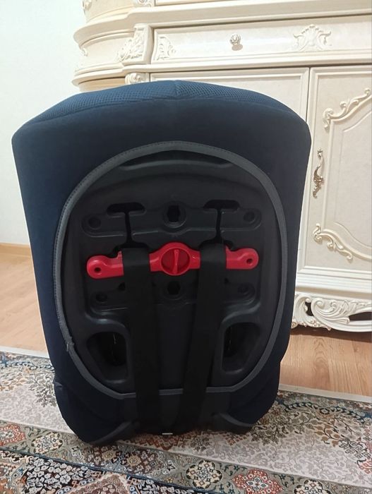 Детское автокресло
