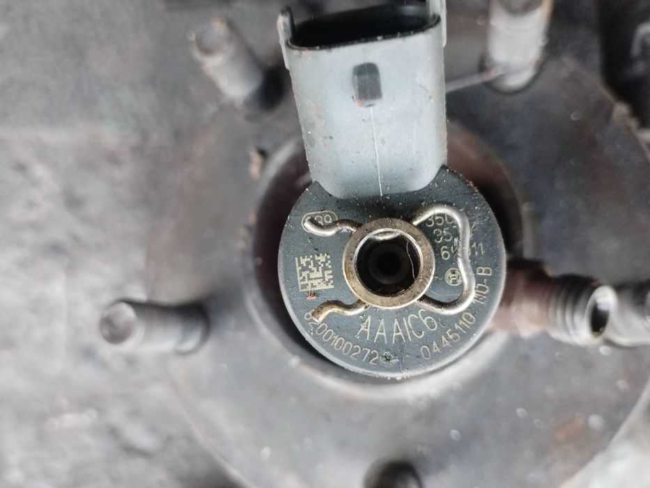 Три дюзи работещи за Nissan Primera P12