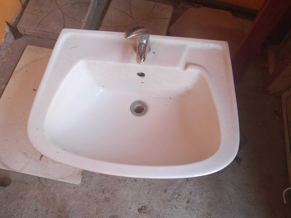 мивки за баня и кухненски бойлер