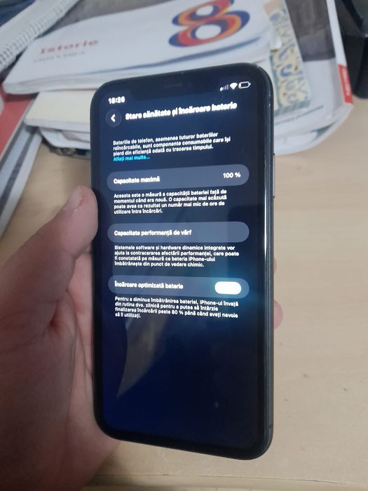 Vand iphone 11 impecabil