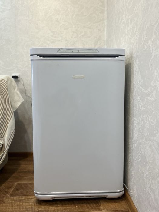 Продам морозильник