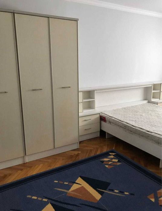 Садык Азимова 3в2/4/4 77серия меб+тех балкон-2/6 70квм