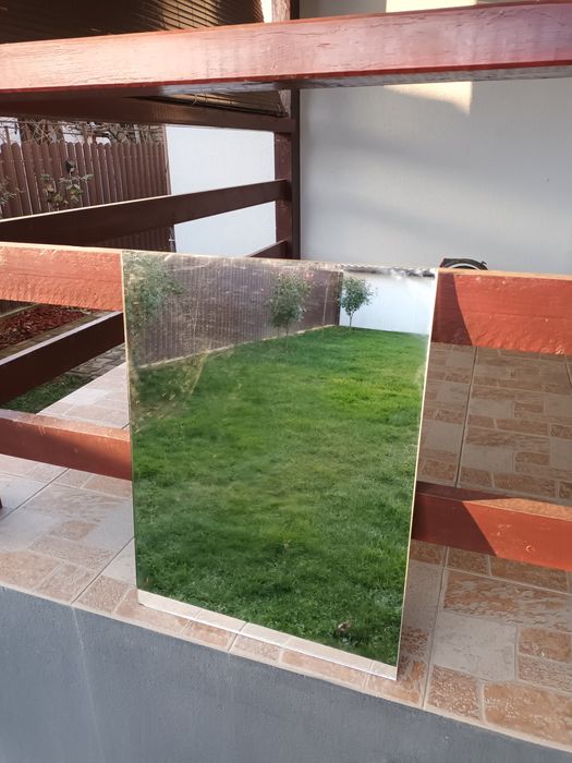 Oglinda dimensiunea 48 x 63 cm