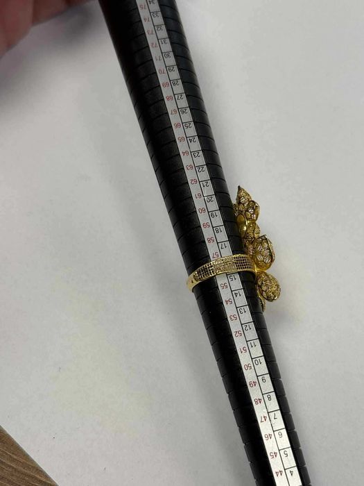 Продавам Златен Дамски Пръстен 14к 585