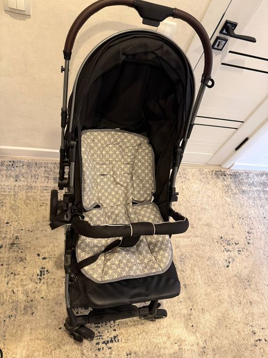 Коляска детская прогулочная