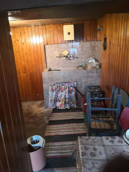 Продава КЪЩА      област Велико Търново, с. Леденик