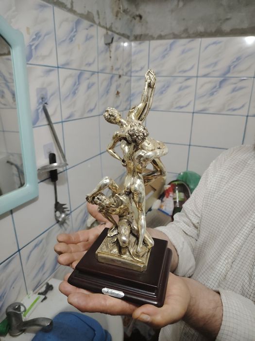 Statueta răpirea Sabinelor